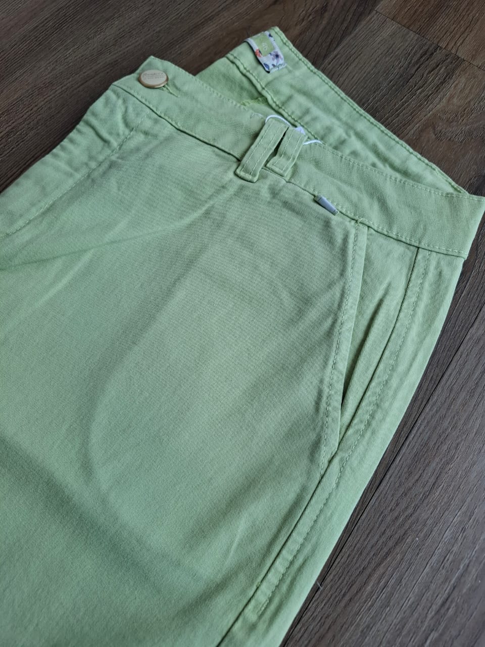 Bermuda sarja bolso faca verde - Zampers