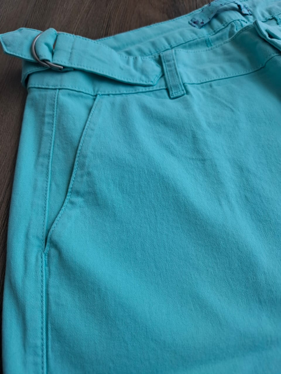 Bermuda sarja verde água fivela cós - Zampers