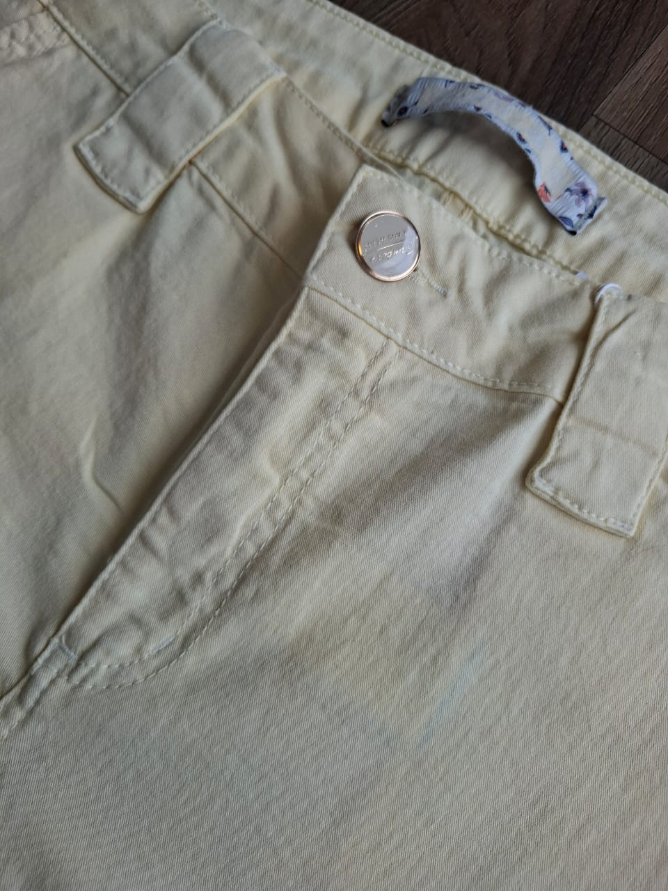 Bermuda sarja bolso faca amarela - Zampers