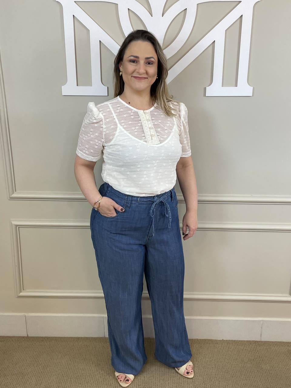 Blusa renda regata off/botão pérola - Savannah