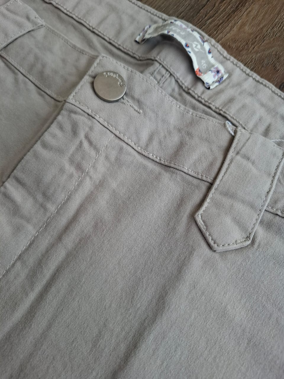 Bermuda sarja meia coxa bege - Zampers