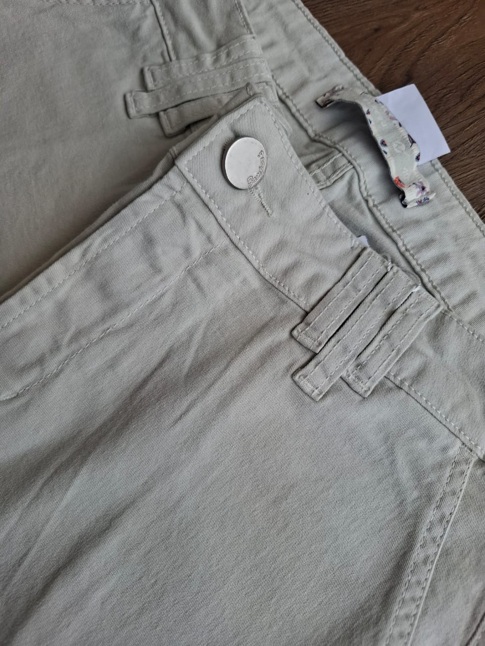 Bermuda sarja bolso faca bege - Zampers