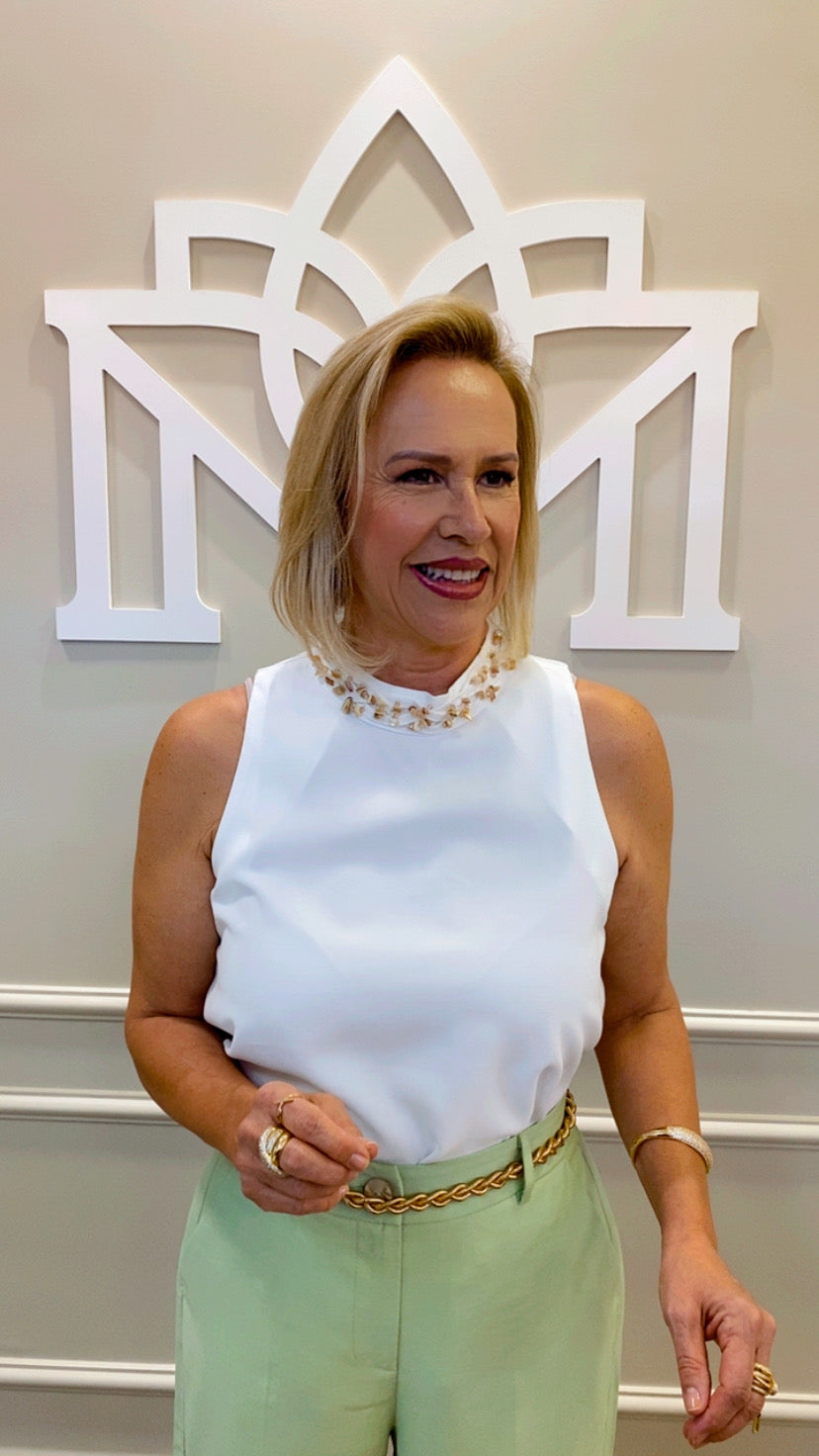 Blusa off decote bordada