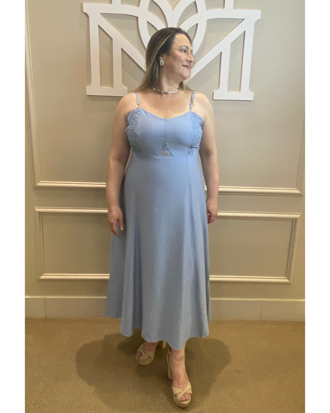 Vestido midi azul renda amarração - Temaplus