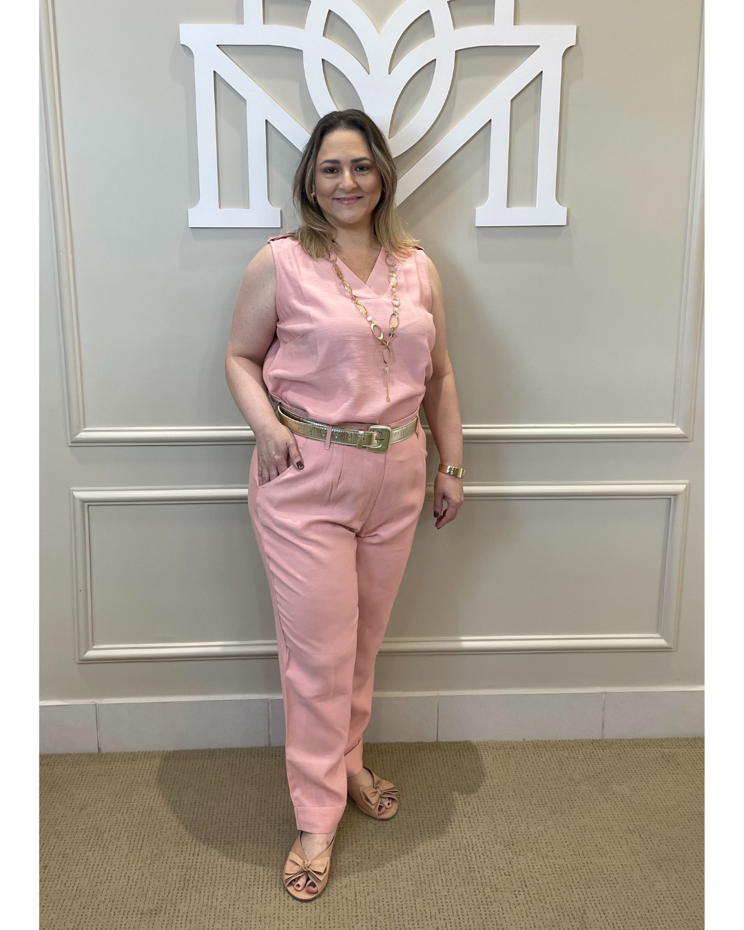 Conjunto regata/calça rosê decote V botões