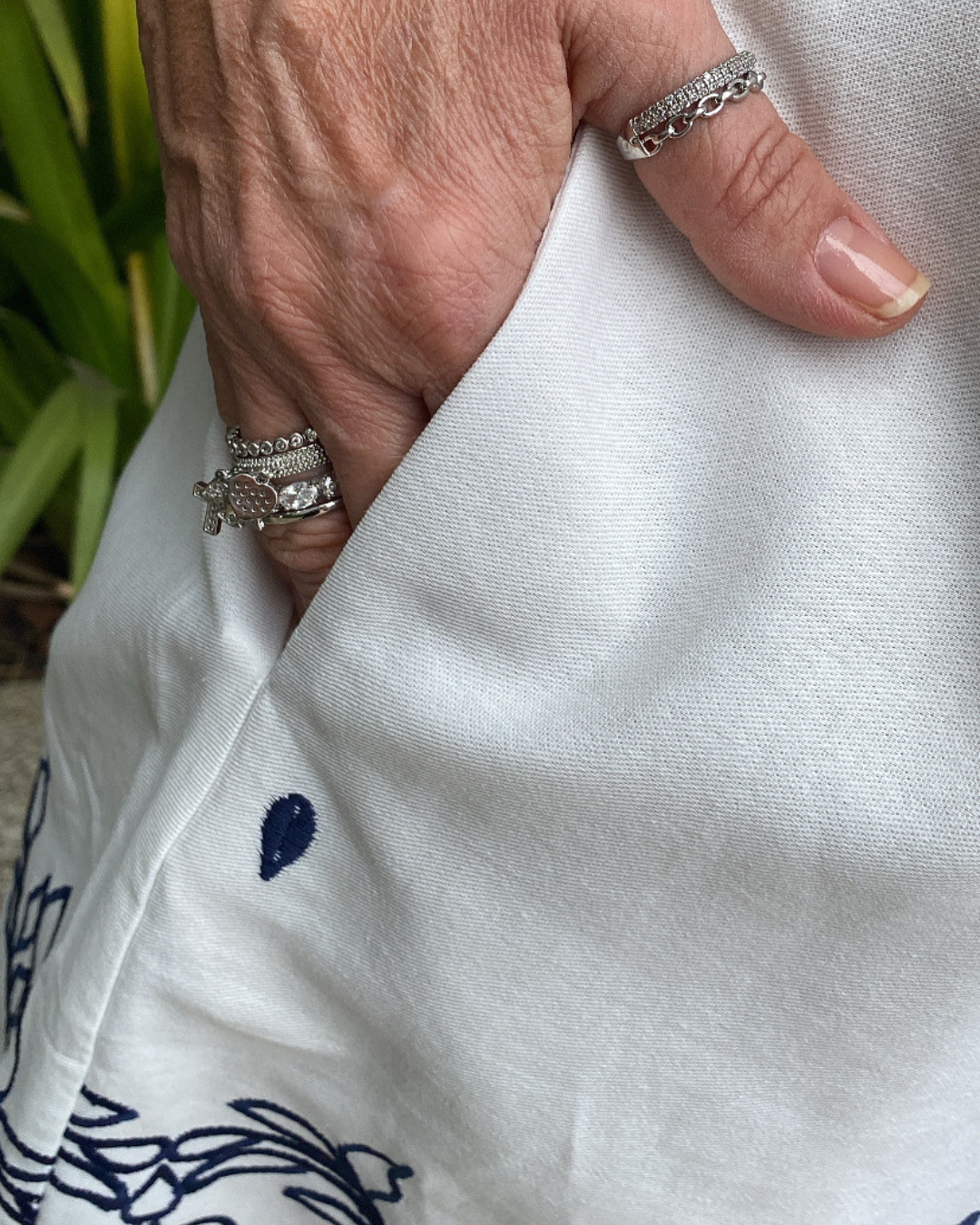 Vestido linho curto off borda marinho barrado - Seiki