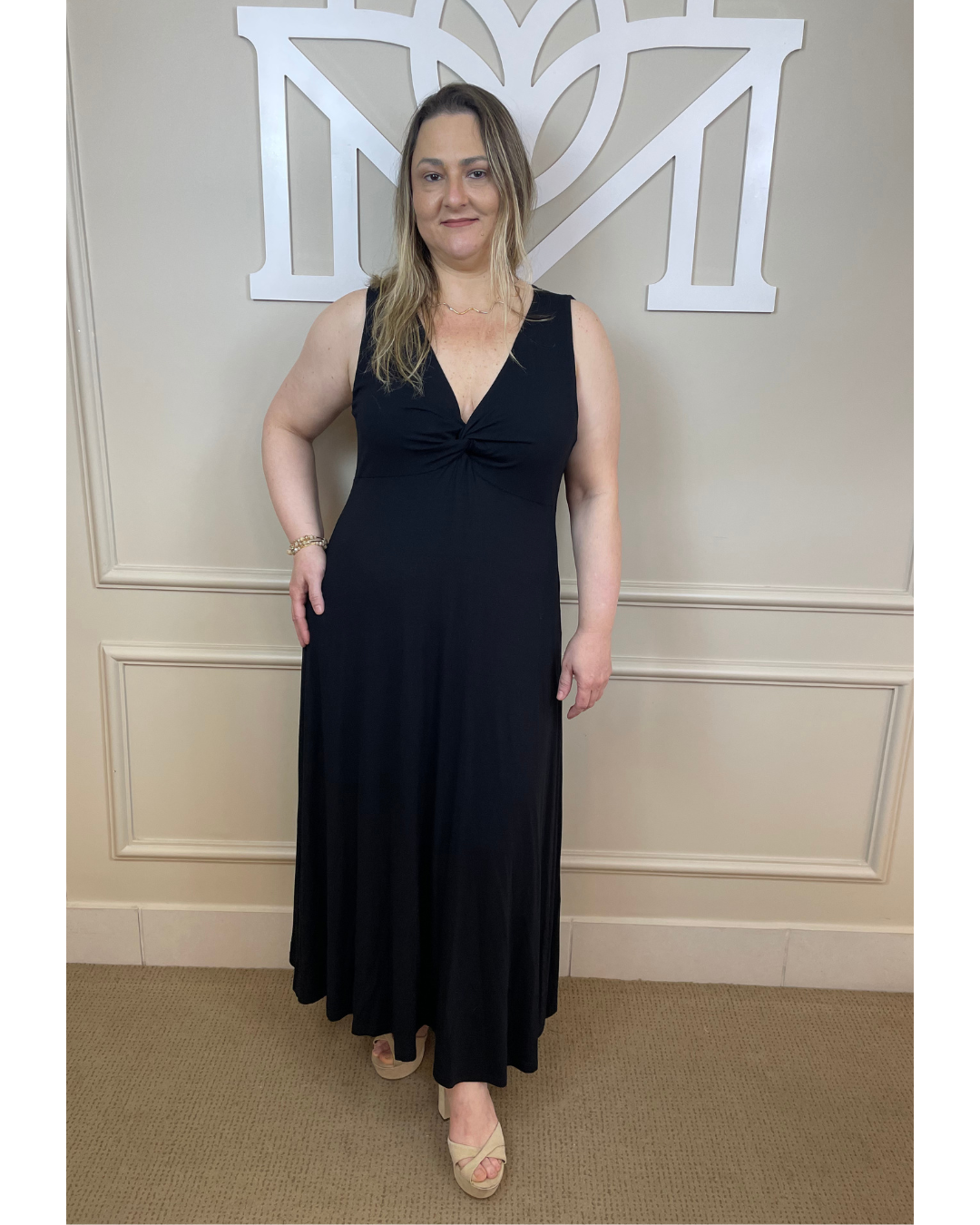 Vestido midi preto nó busto - Seiki