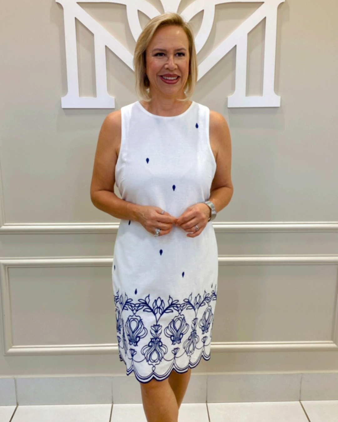 Vestido linho curto off borda marinho barrado - Seiki