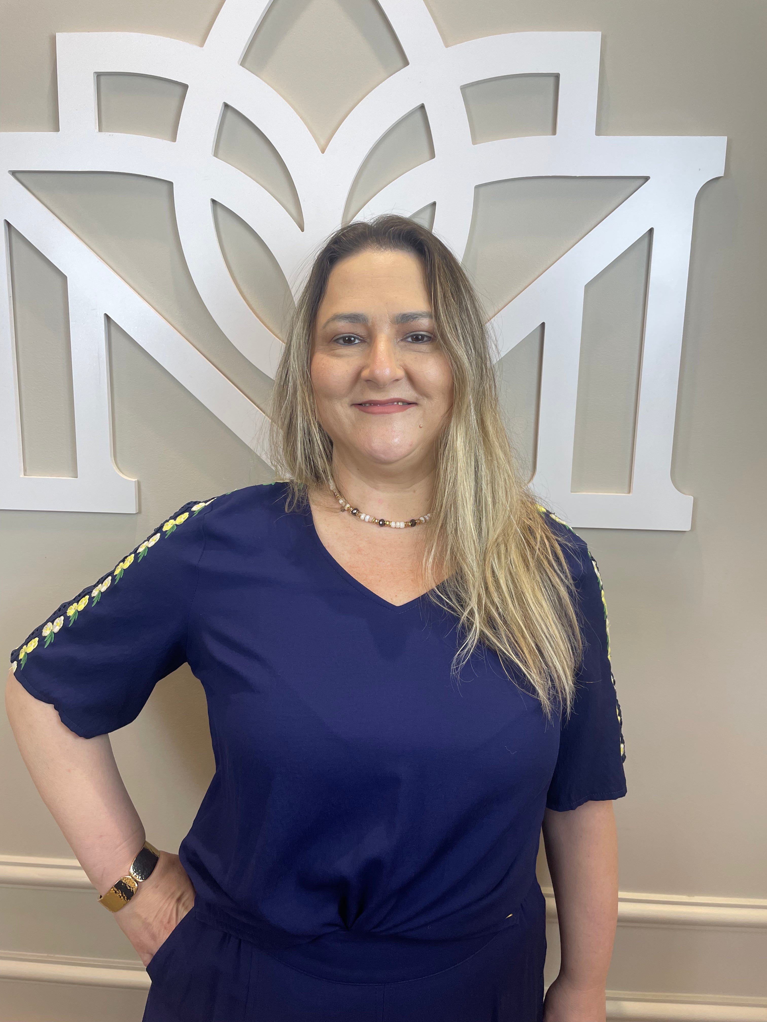 Saia midi marinho bolso - Savannah