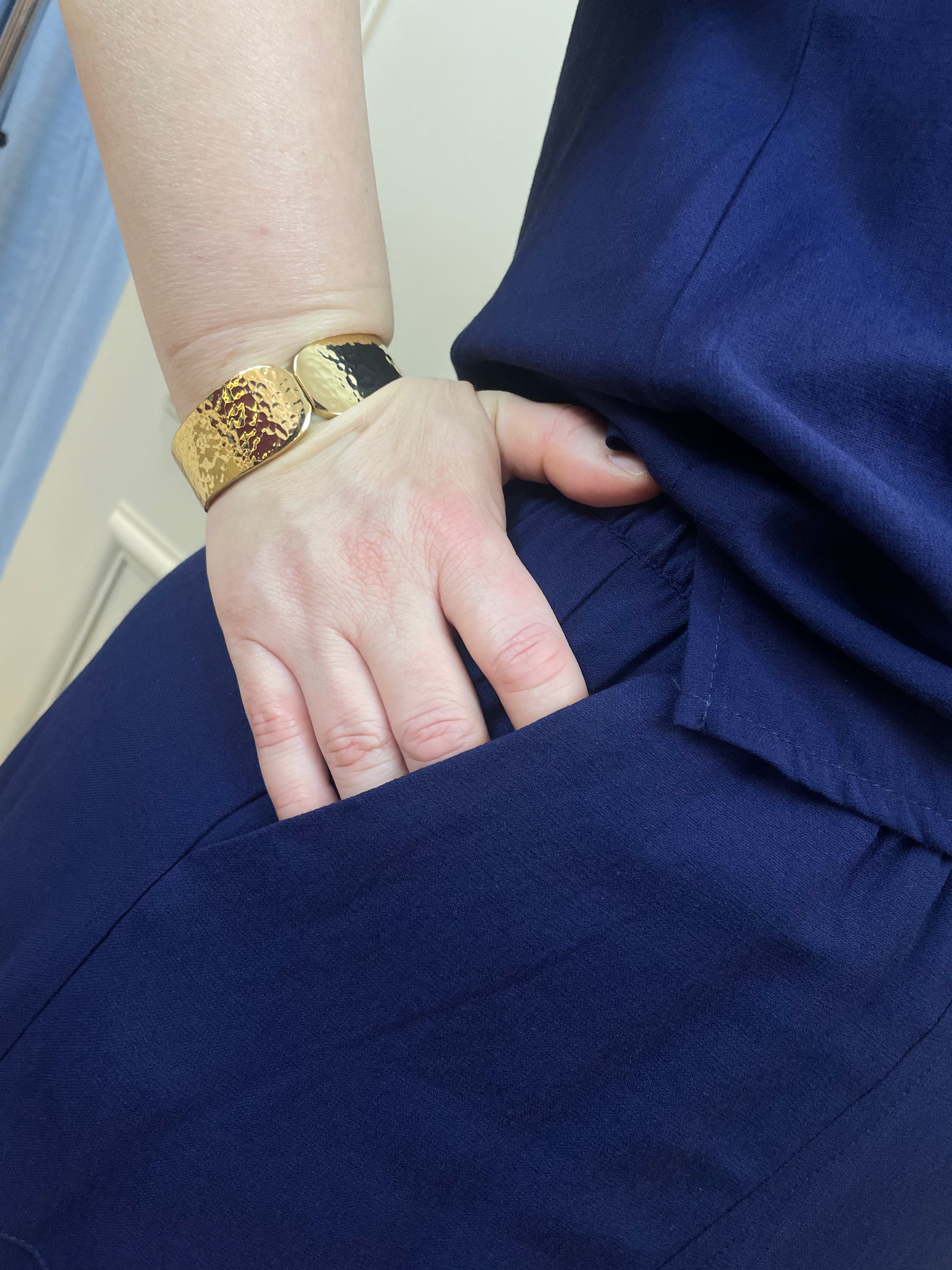 Saia midi marinho bolso - Savannah