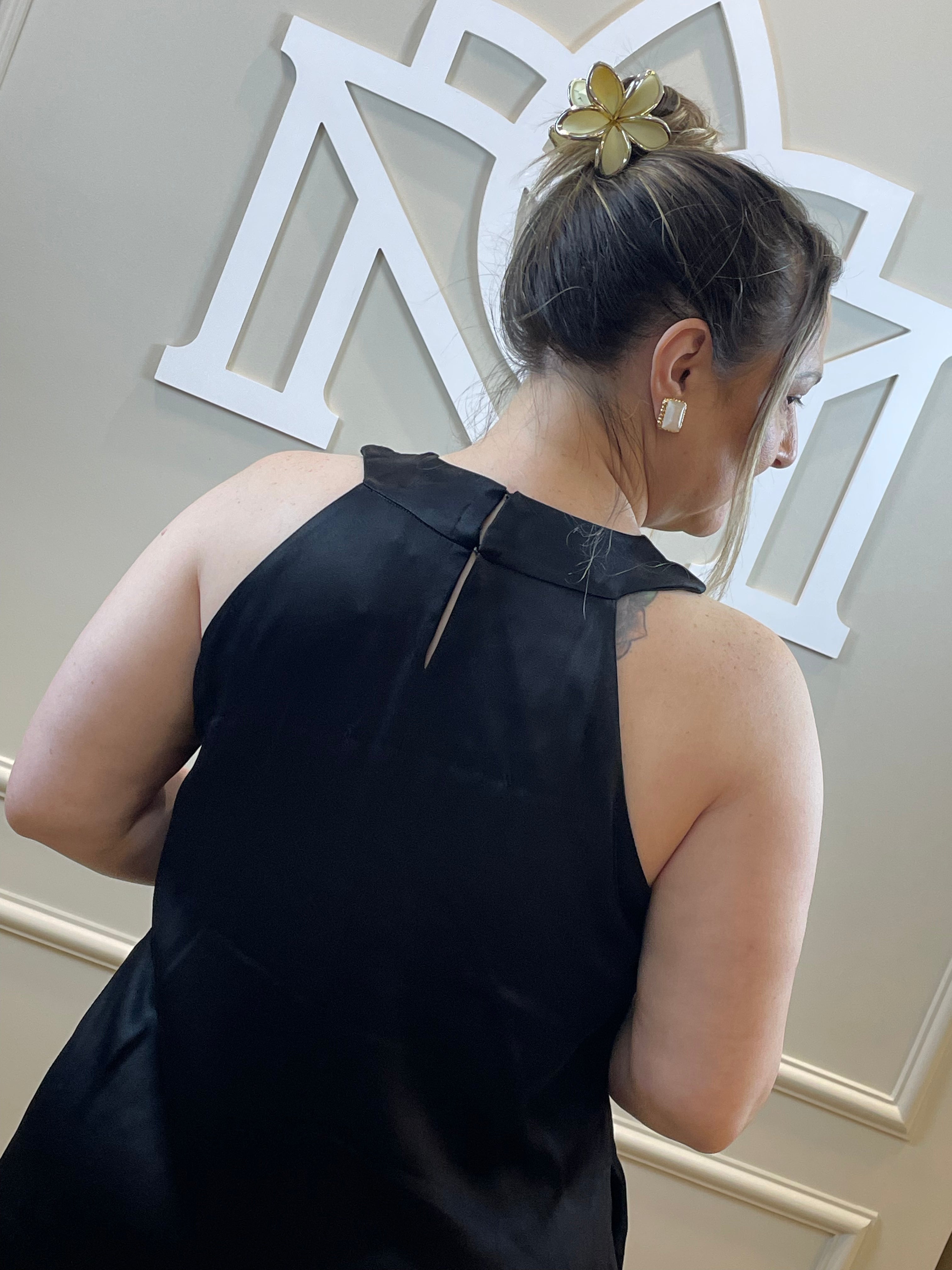 Vestido midi preto cava americana - Seiki