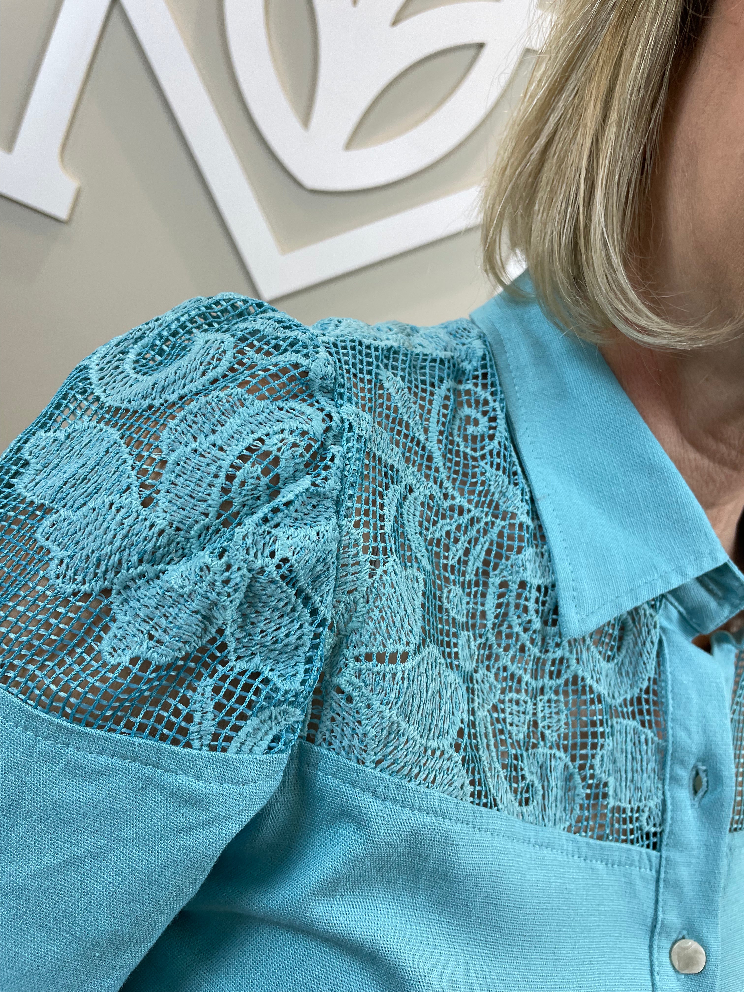 Camisa cropped linho guipir  - Cora