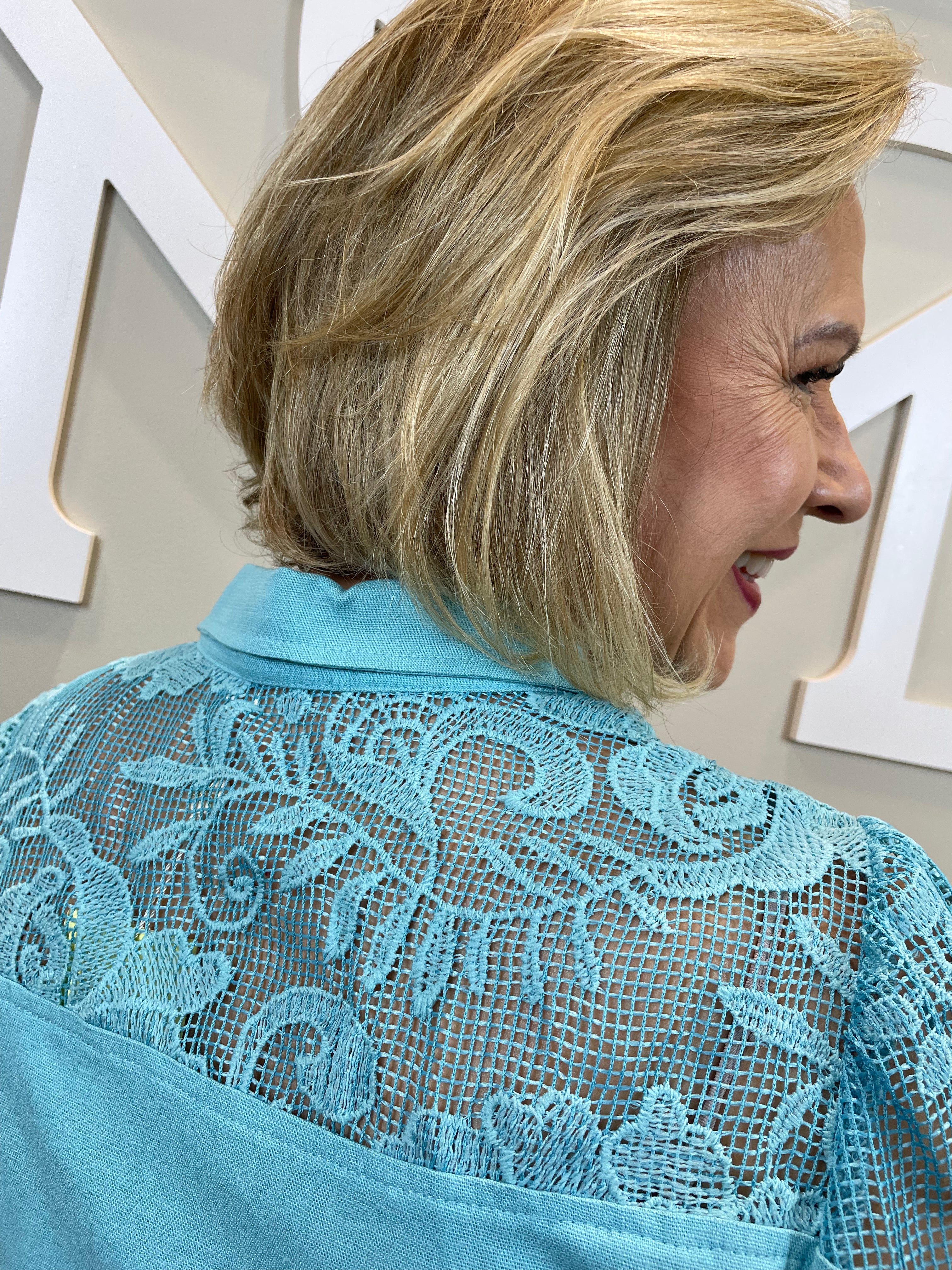 Camisa cropped linho guipir  - Cora