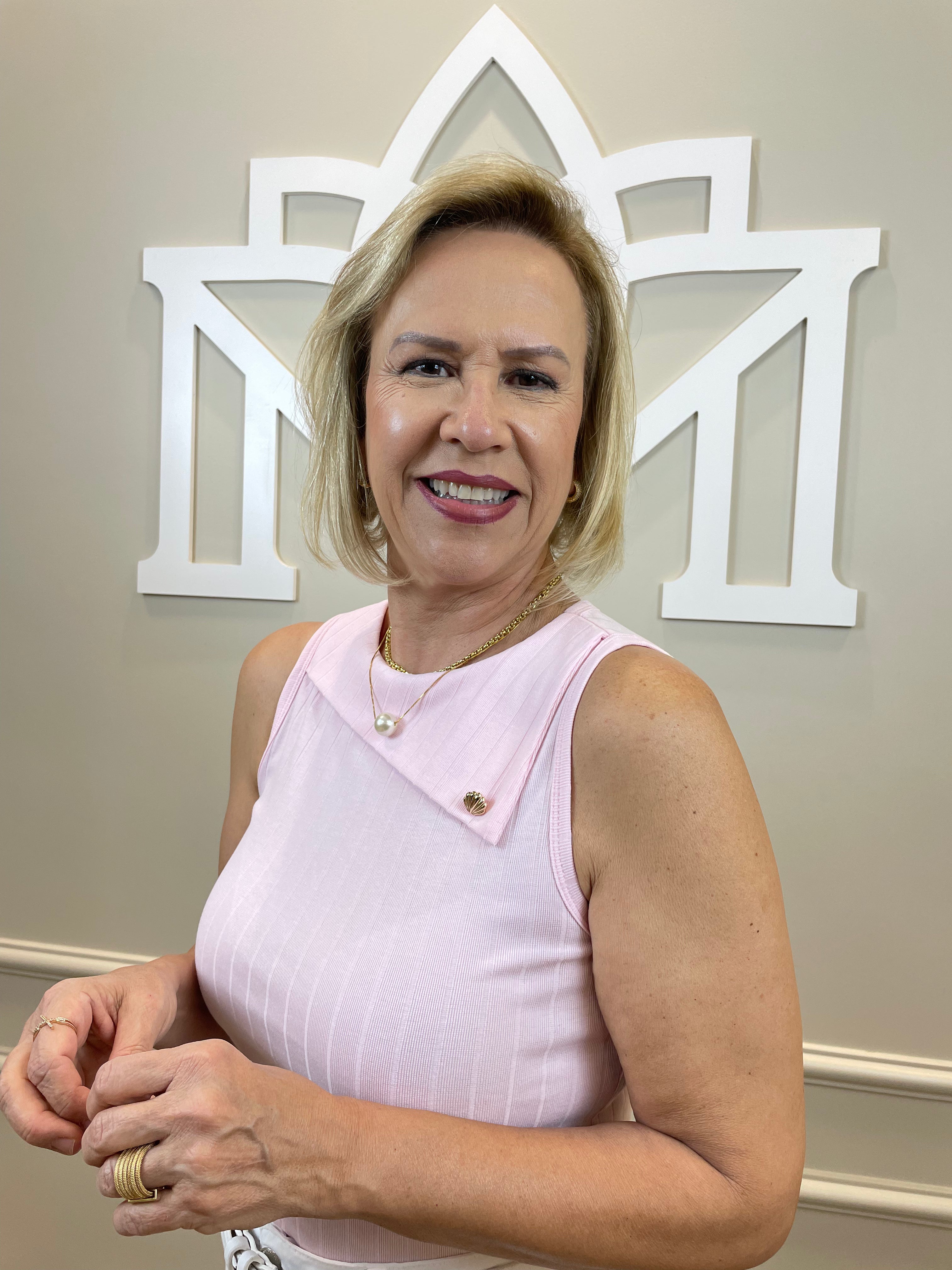 Blusa canelada rosa pala botão