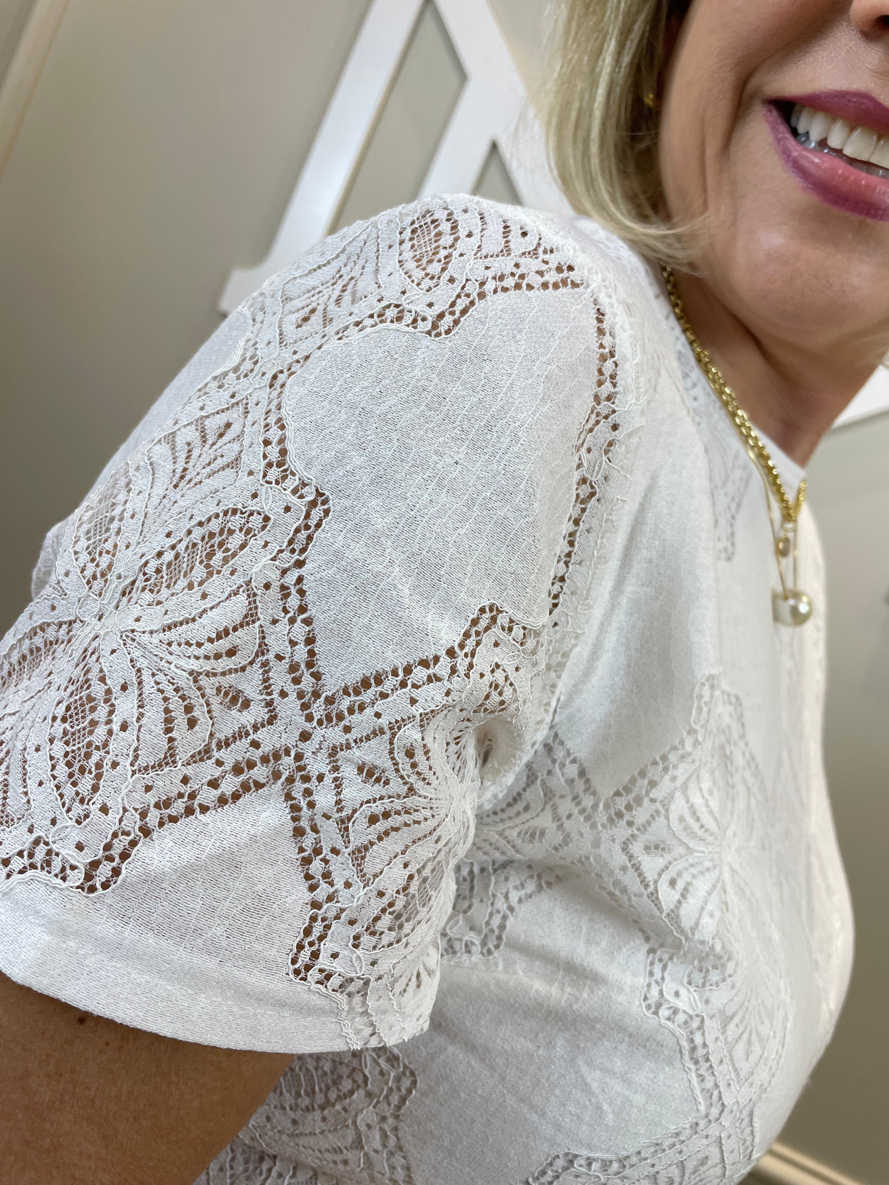 Blusa off renda com manga - Seiki