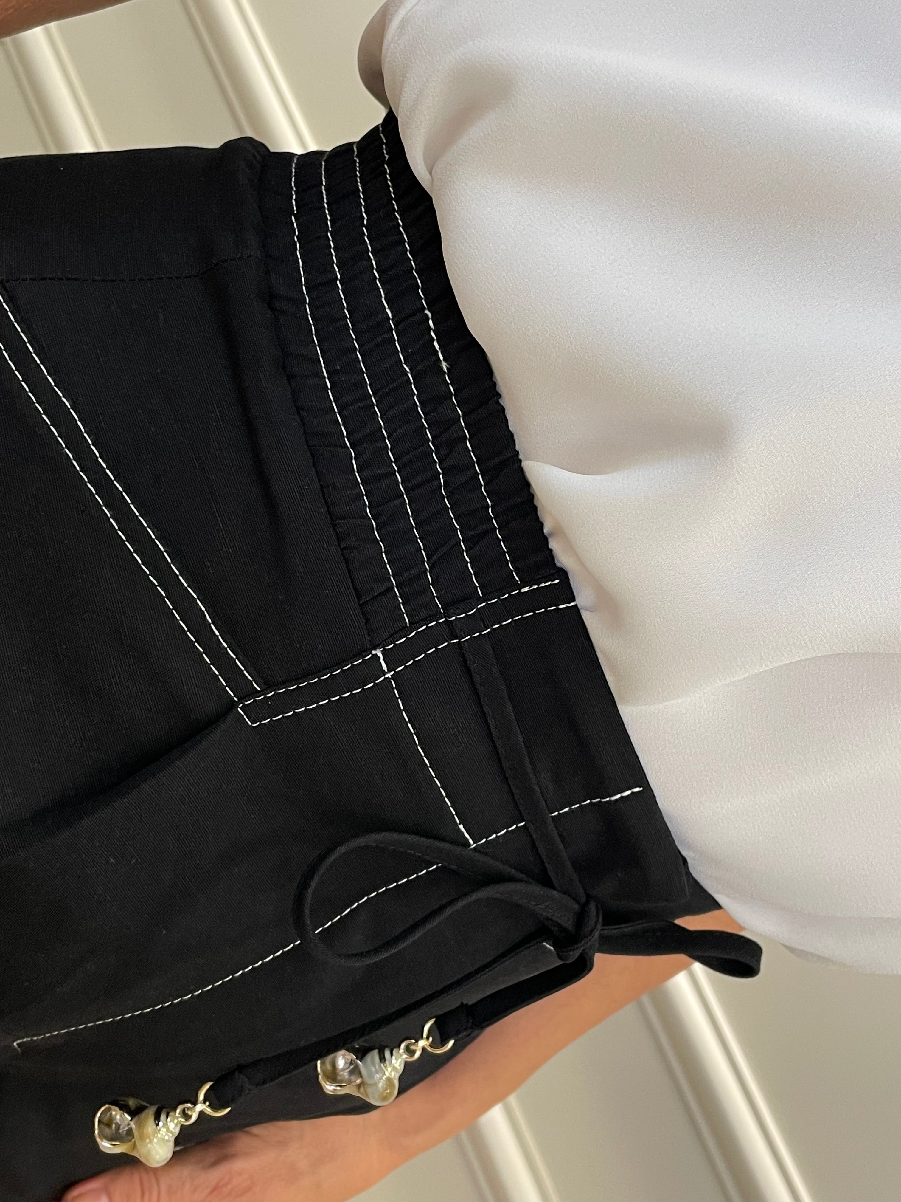 Bermuda alfaiataria preta pesponto - Seiki