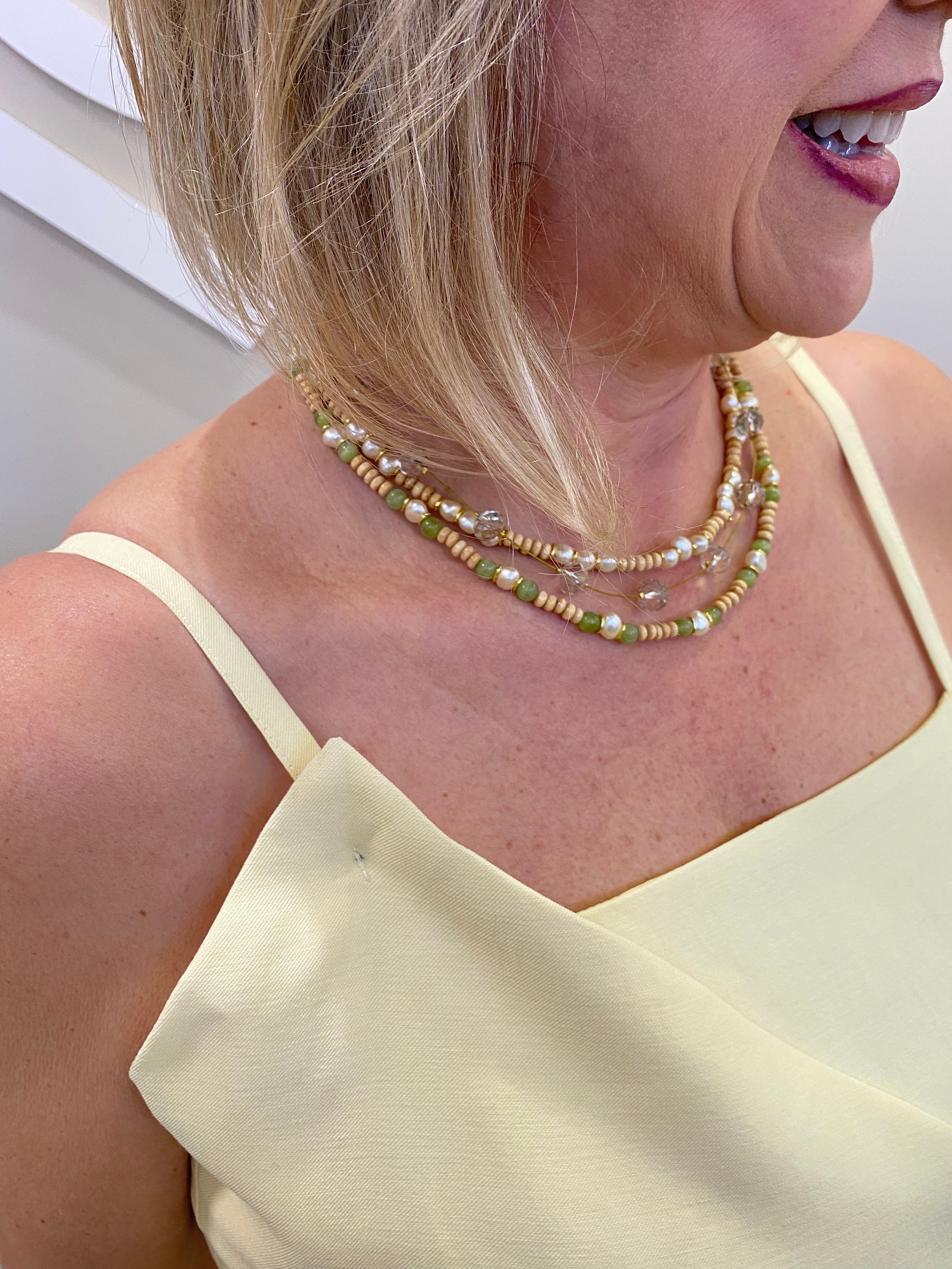 Vestido midi amarelo fivela cós