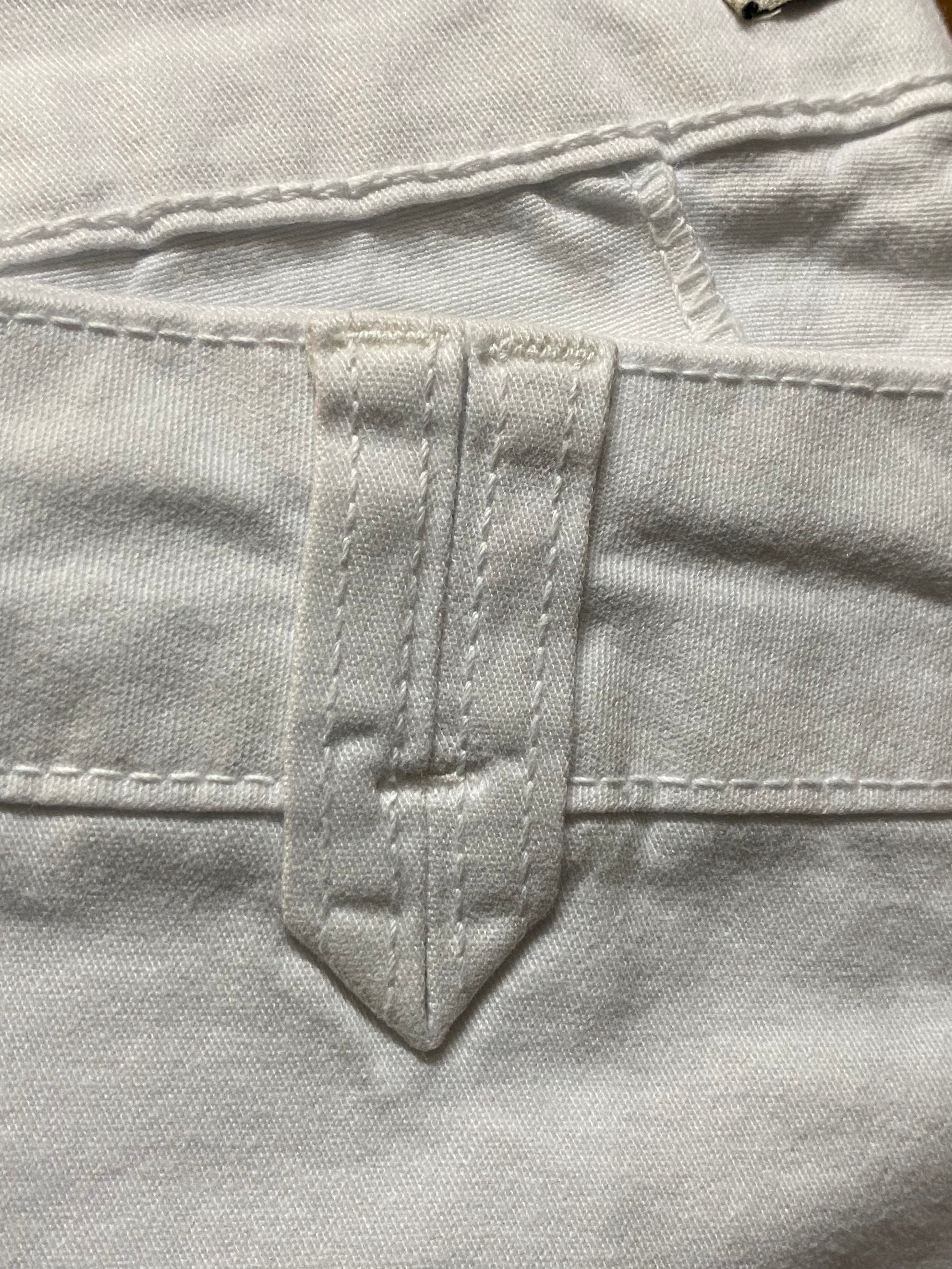 Bermuda sarja bolso faca branca - Zampers