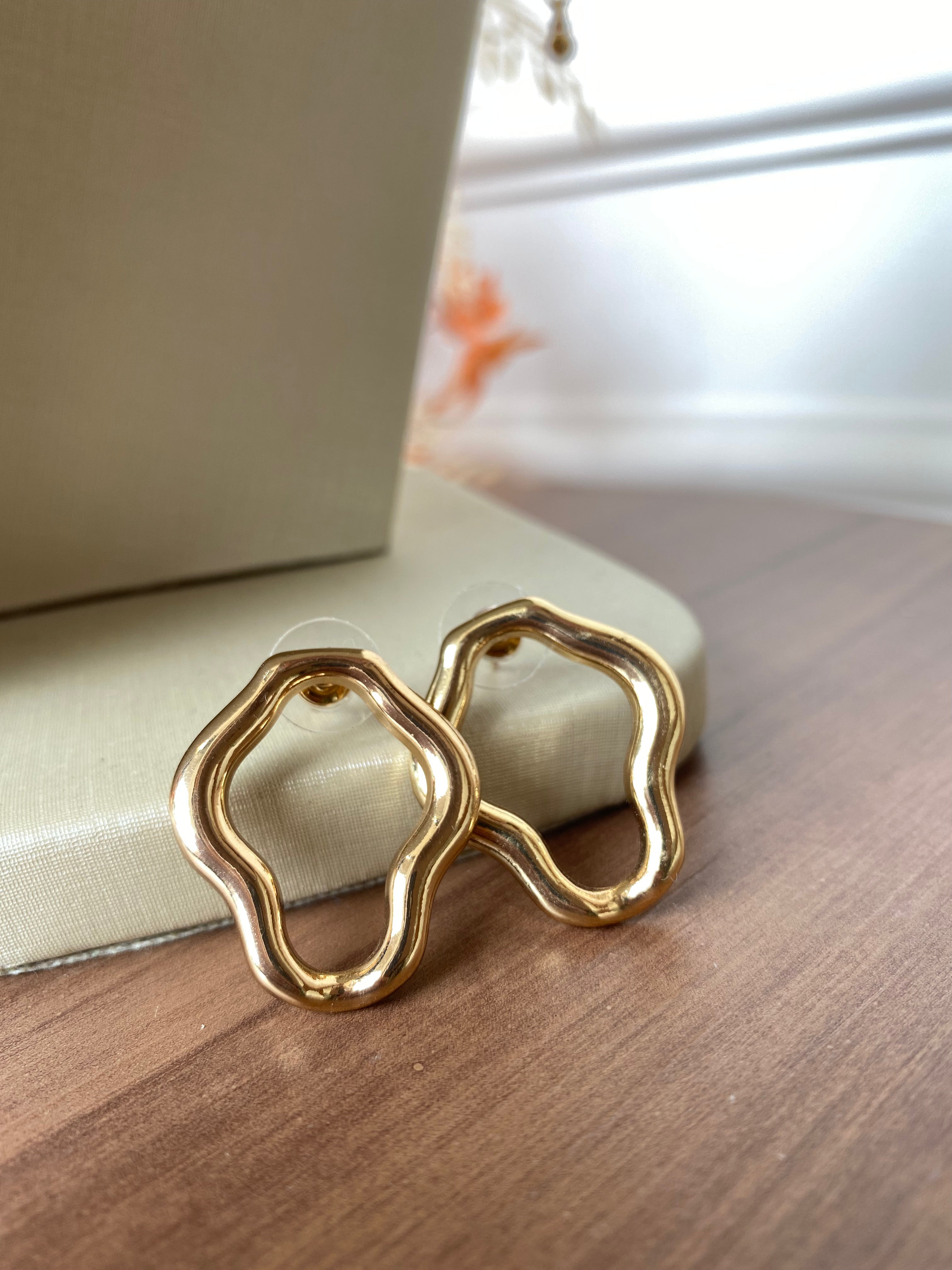 Kit de colar brinco prata/dourado