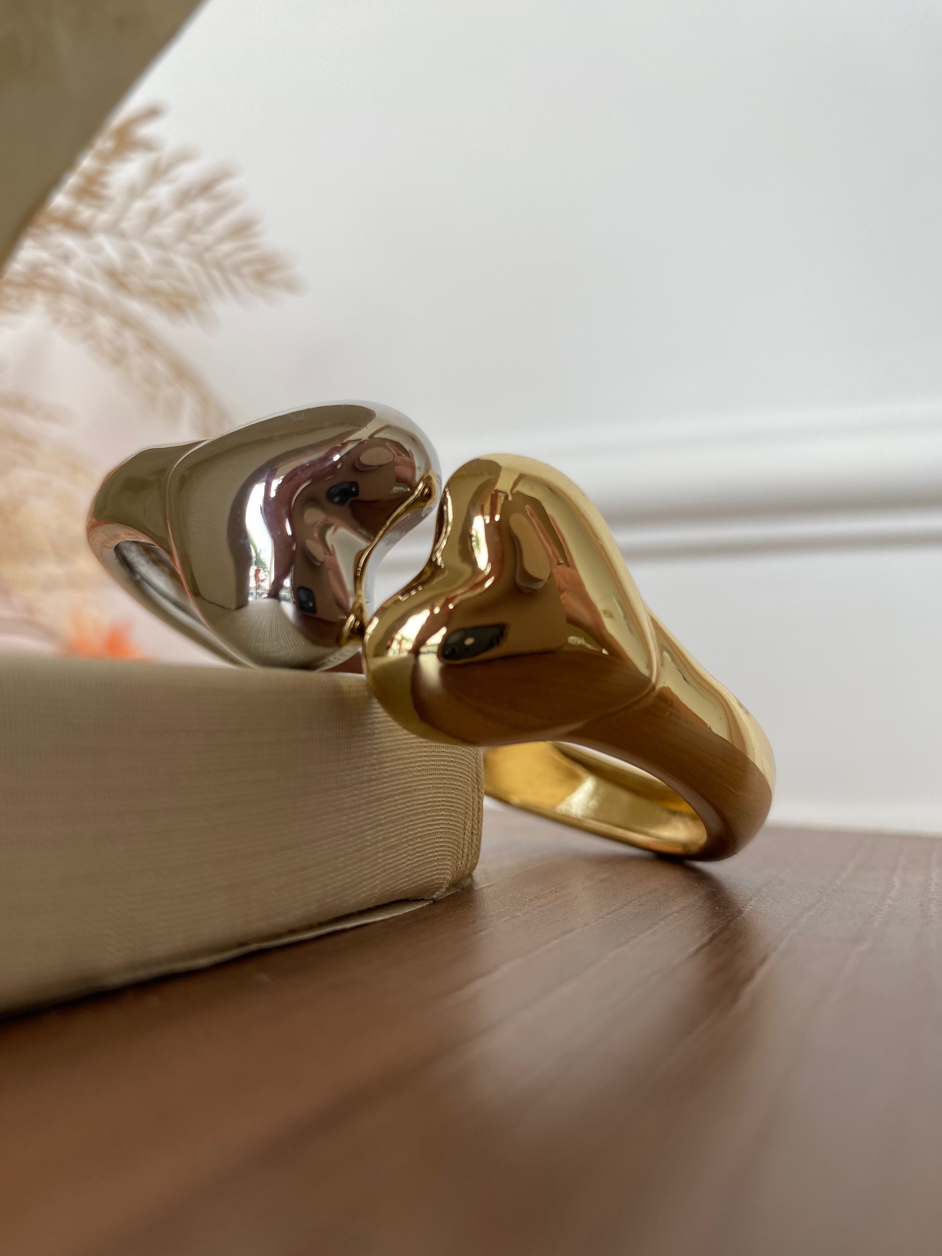 Bracelete dourado/prata coração noluxo