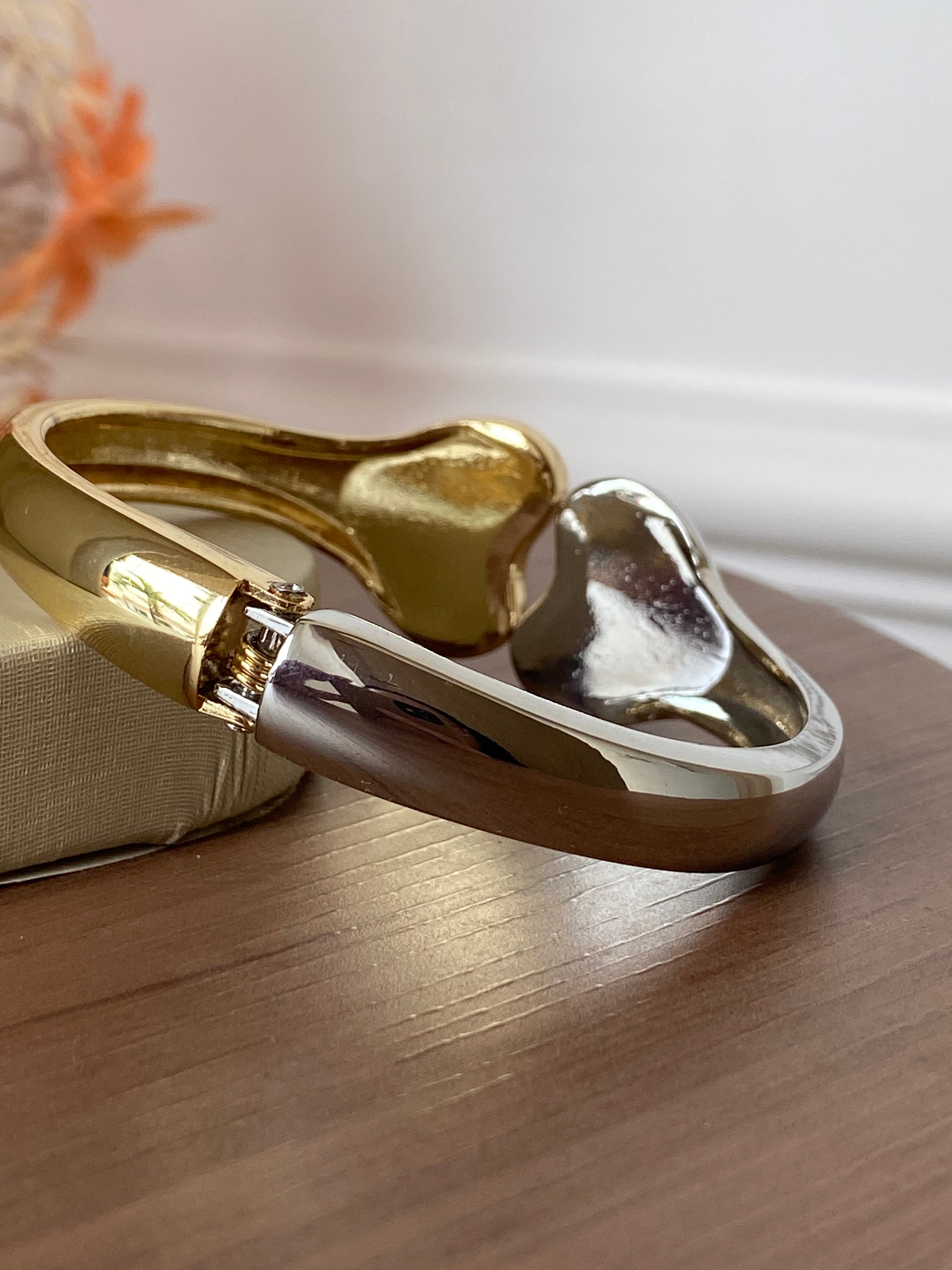 Bracelete dourado/prata coração noluxo