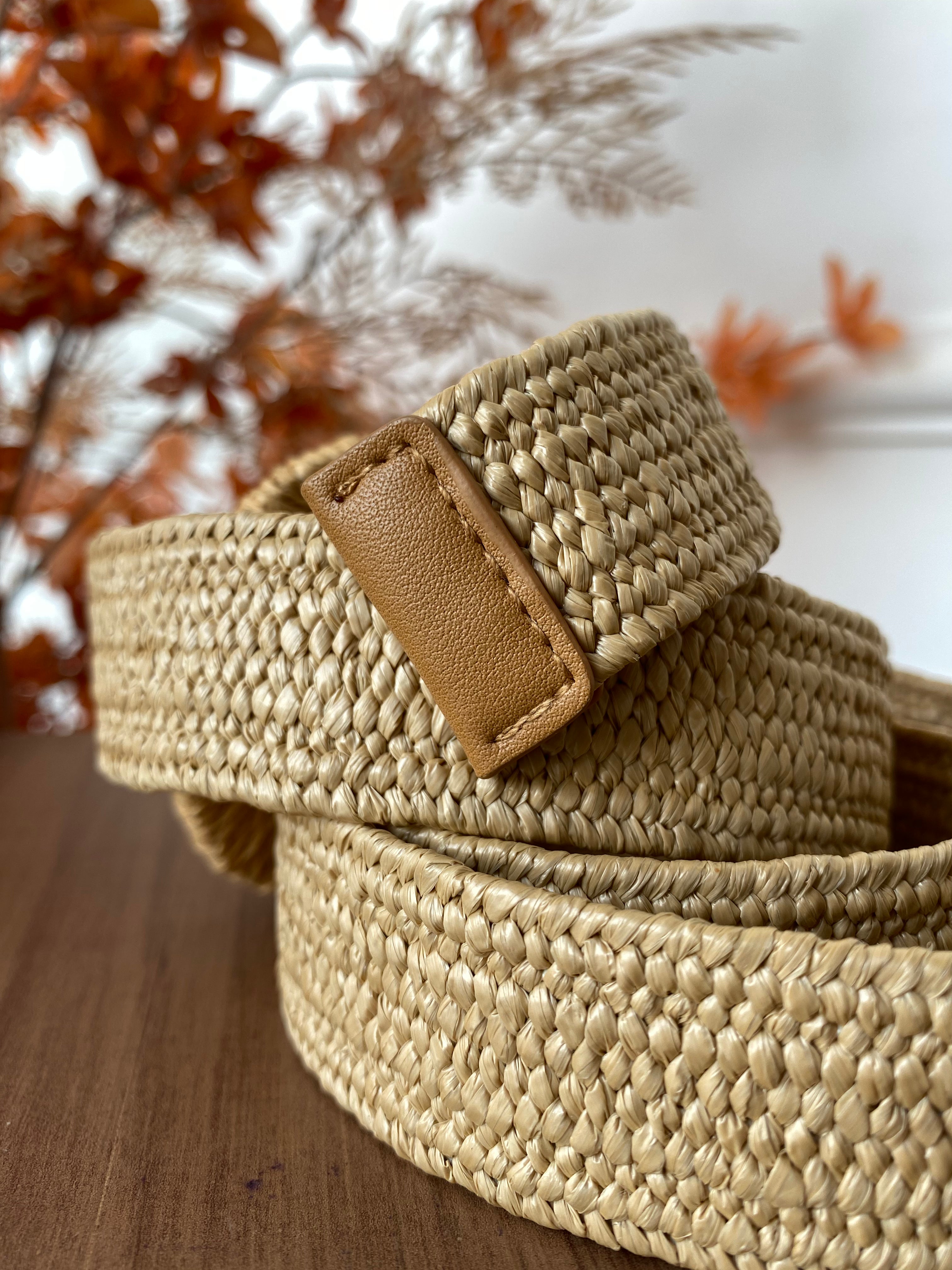 Cinto palha fino fivela palha luz Camila