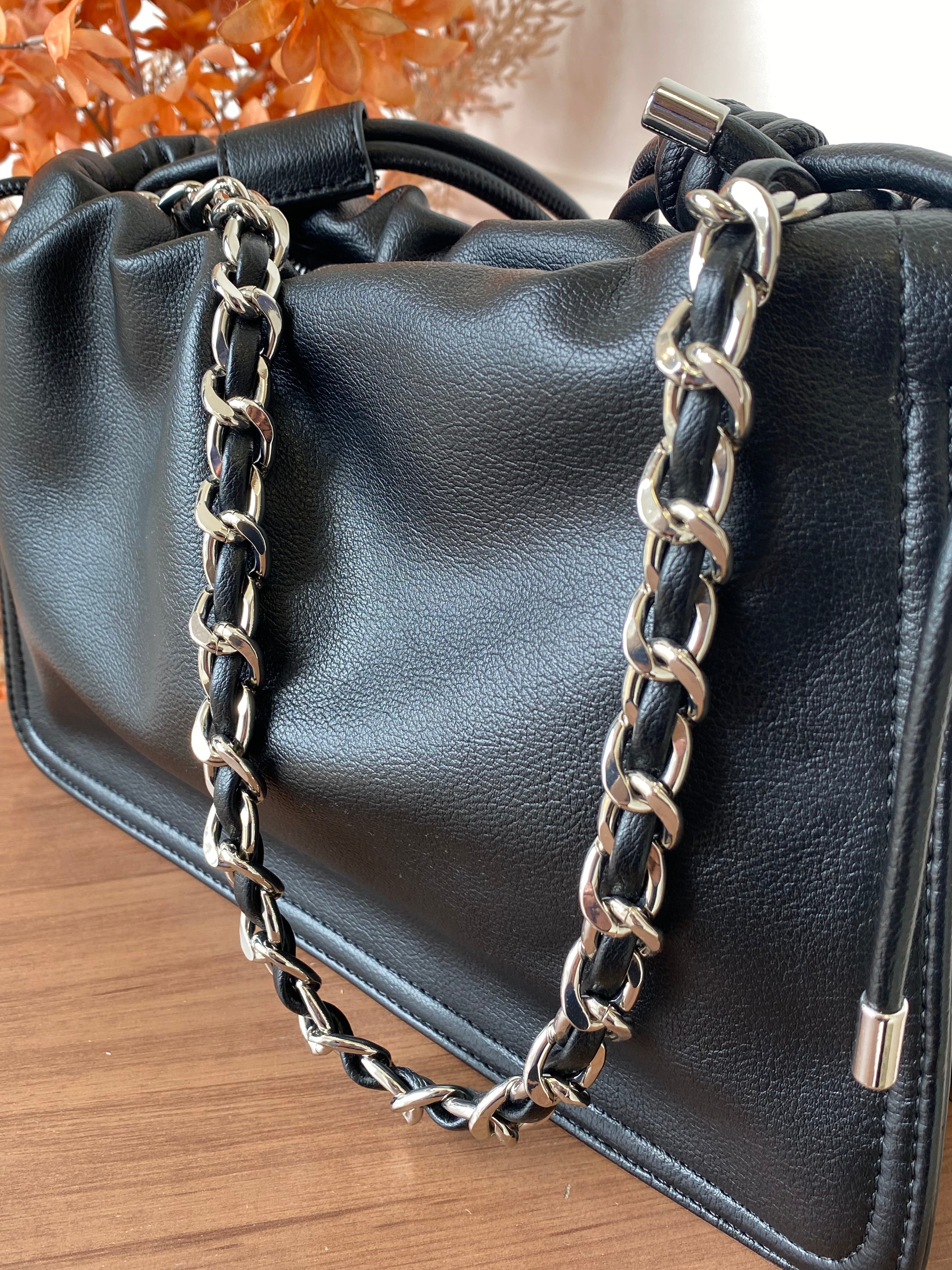 Bolsa preta corrente - Finder