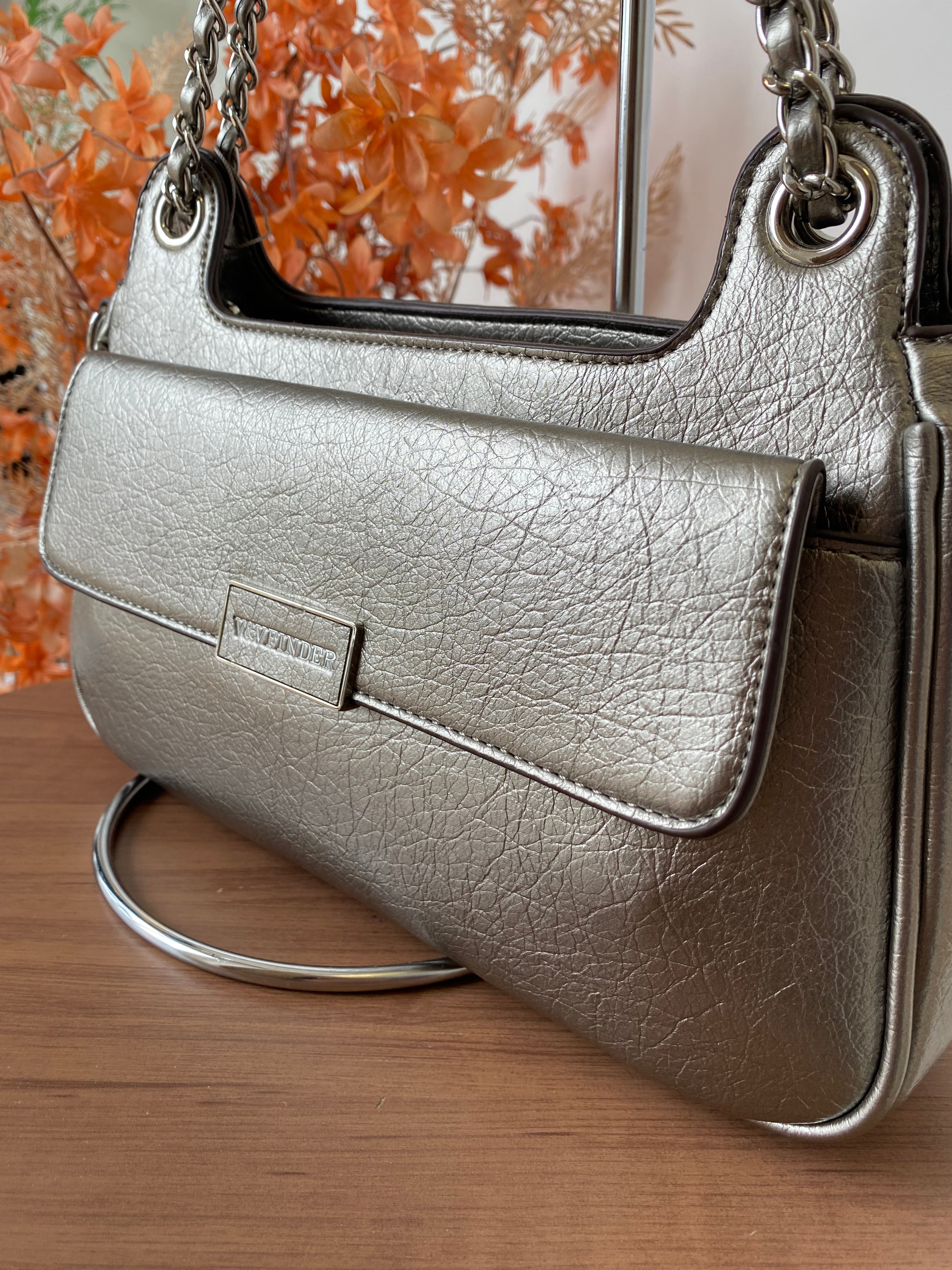 Bolsa prata velha alça corrente - Finder