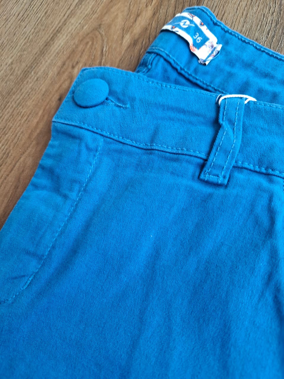 Bermuda meia coxa bolso faca azul - Zampers