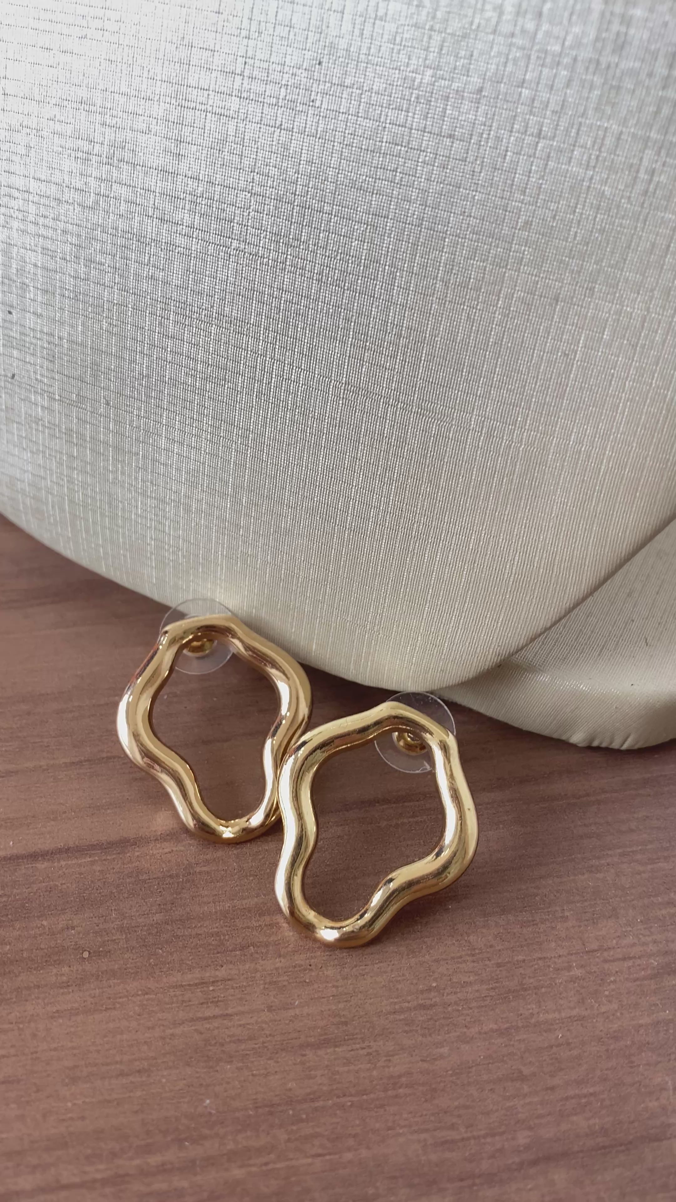 Kit de colar brinco prata/dourado